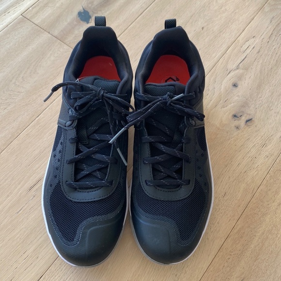 Under Armour Softball Cleats Size 9 - Picture 1 of 14